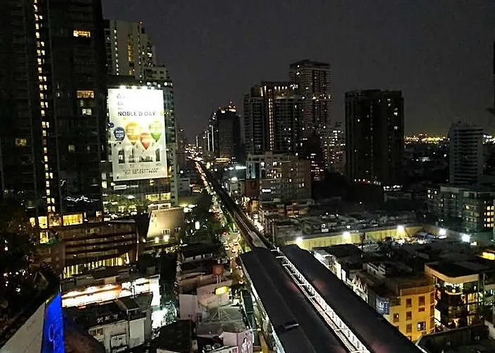 Rooftop Pool Gym Luxury Cozy Free Wifi 612 Bangkok