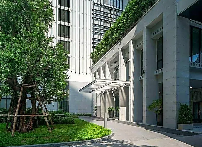 Rooftop Pool Gym Luxury Cozy Free Wifi 612