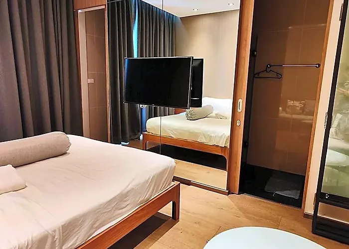 Rooftop Pool Gym Luxury Cozy Free Wifi 612 4* Bangkok